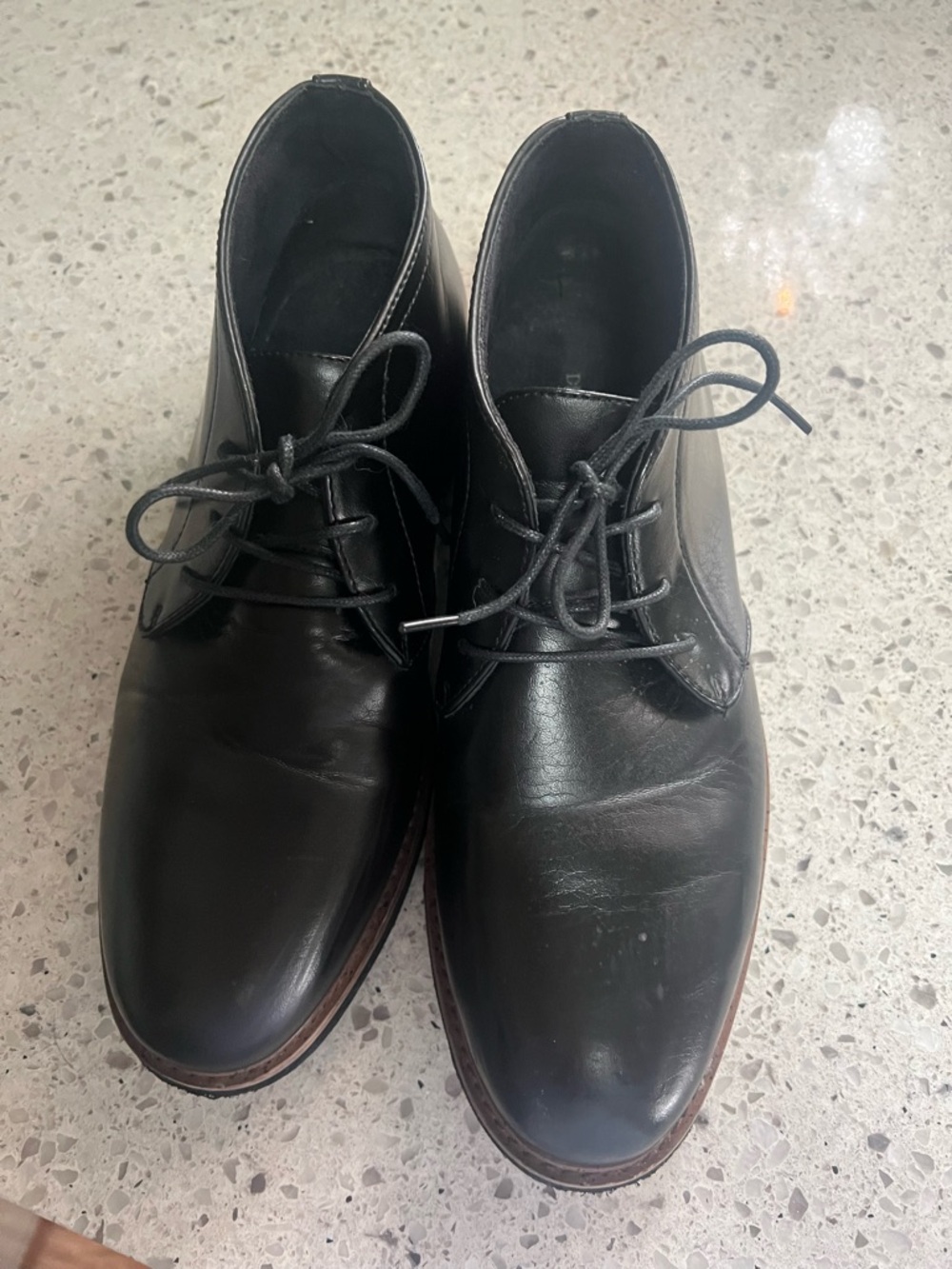 Deer Stags Black Leather Slip-On Dress Shoes